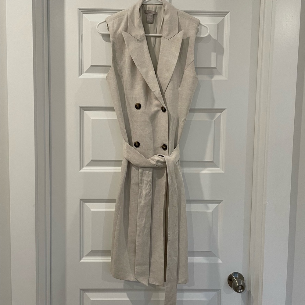 H&M Sleeveless trench dress
